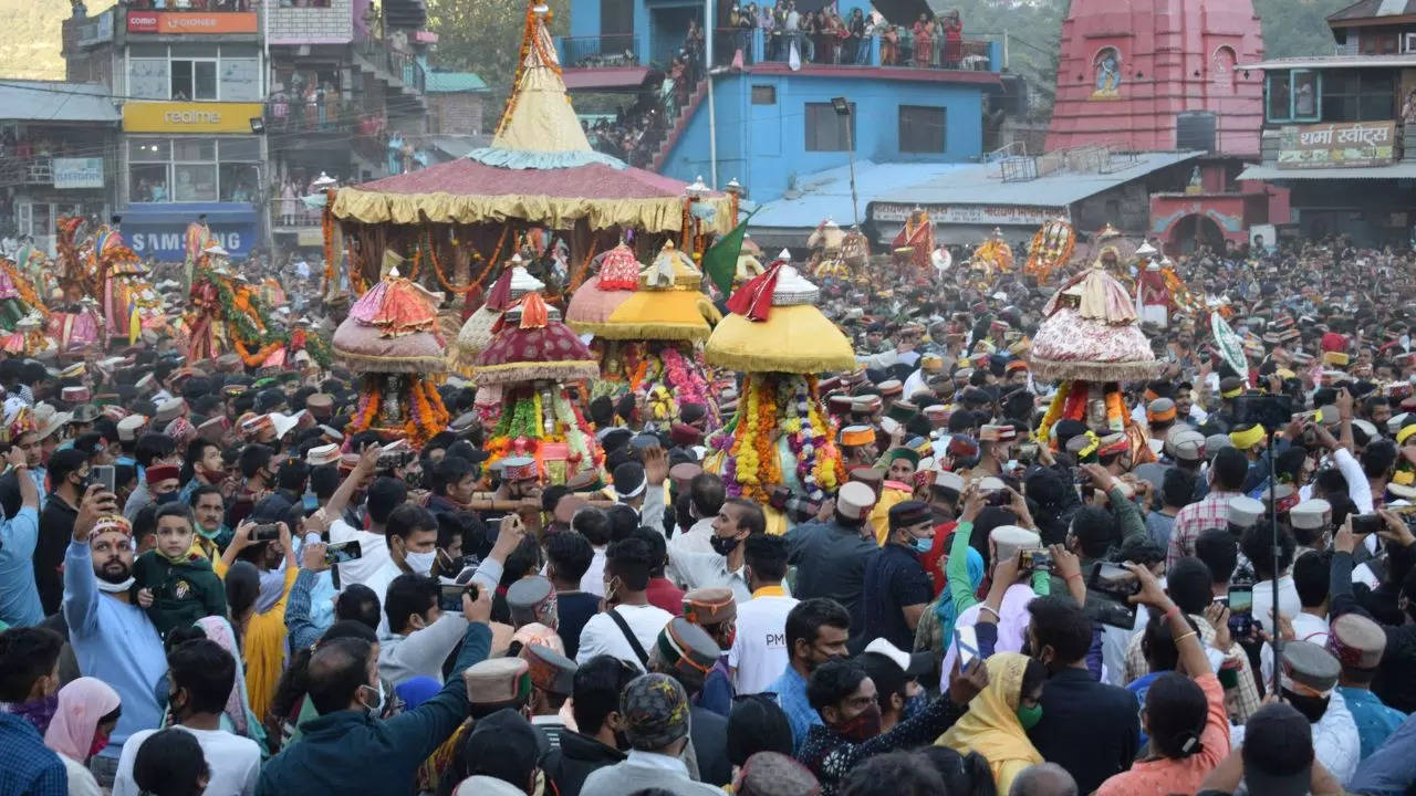 Dussehra Celebrations In Himachal Pradesh Are 372 Years Old!