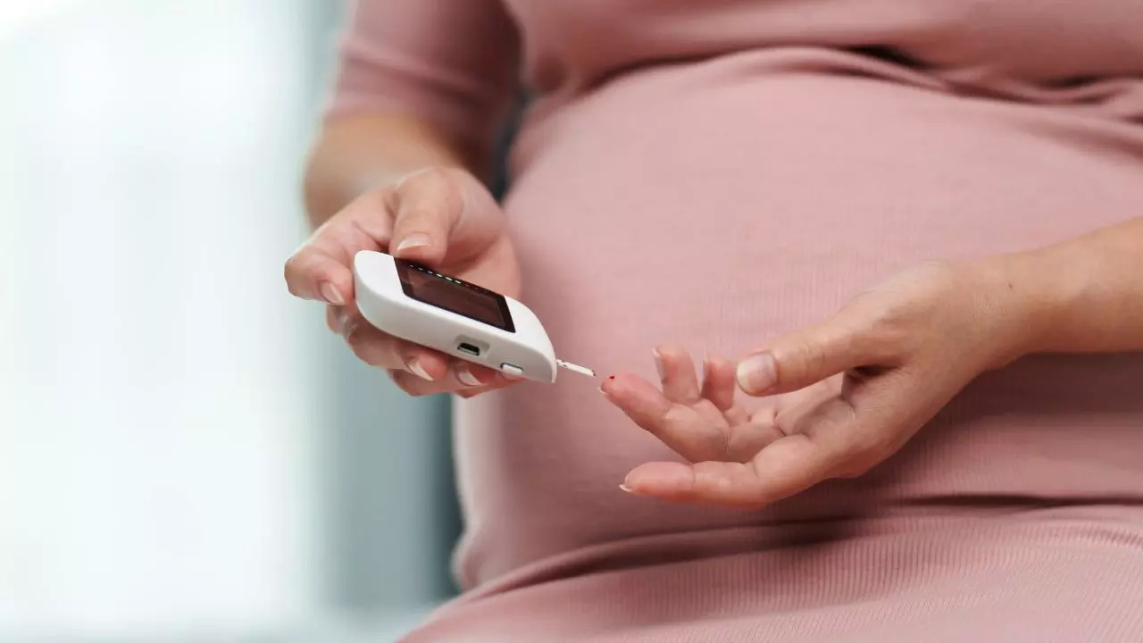 Maintaining Normal Body Weight Before Pregnancy Can Help Prevent Half Of Gestational Diabetes Cases: Study