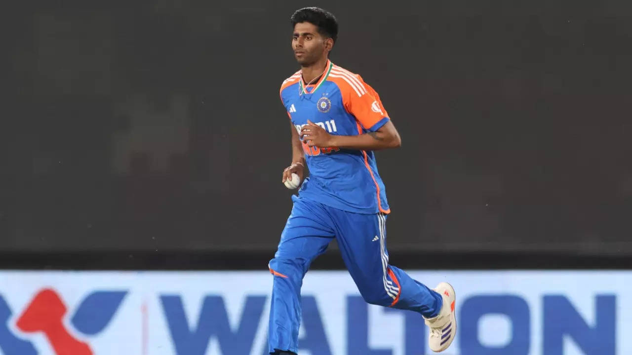 Mayank Yadav Creates HISTORY In Bangladesh vs India 1st T20I, Becomes 3rd Indian Pacer To...