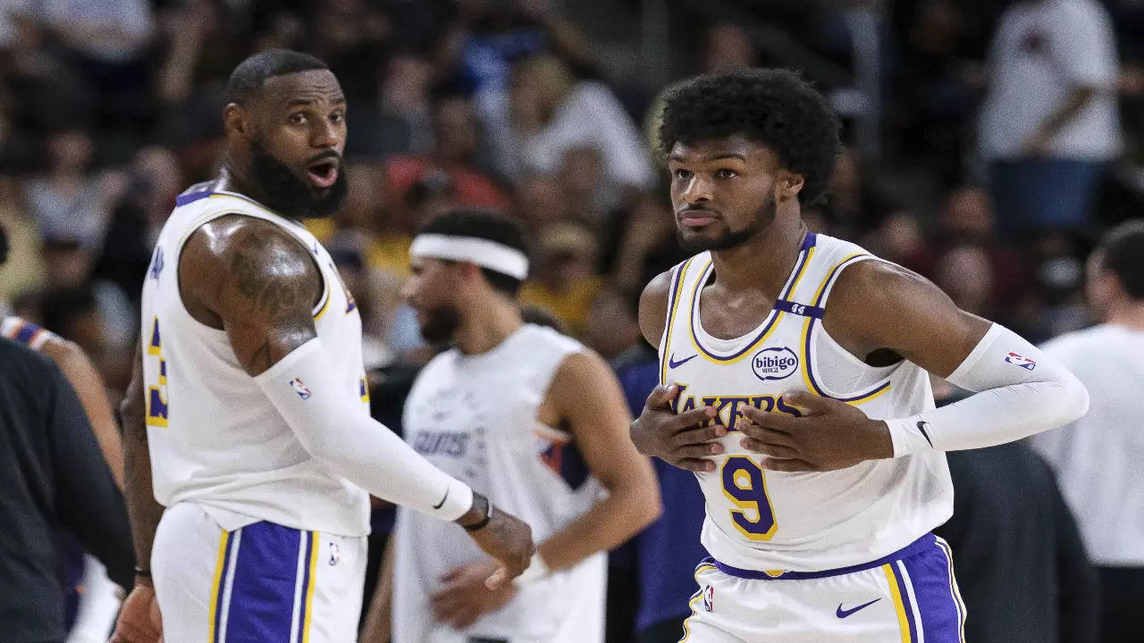 LeBron James with his son Bronny James