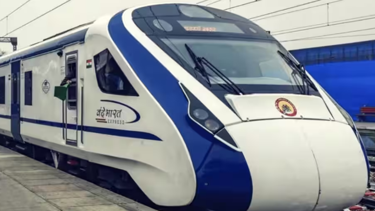 New Delhi-Srinagar Vande Bharat Express To Be Launched In 2025