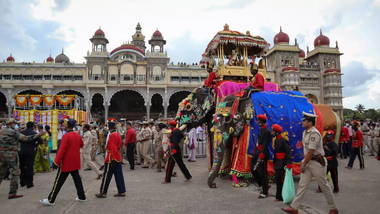 5 Fascinating Ways Dussehra Is Celebrated In India. Credit: iStock