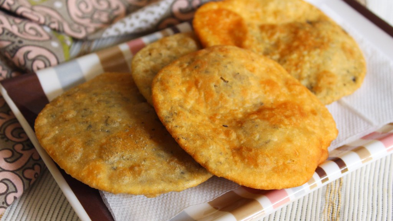 Himachal Pradesh’s Crispy Babru With Boondi Raita For A Wholesome Breakfast