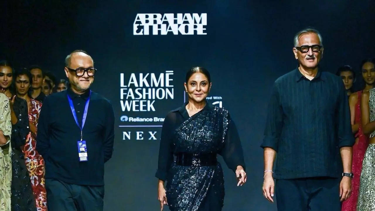 David Abraham and Rakesh Thakore with Shefali Shah