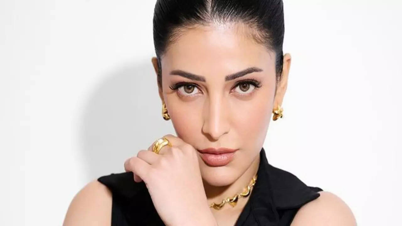 Shruti Haasan Slams Airline