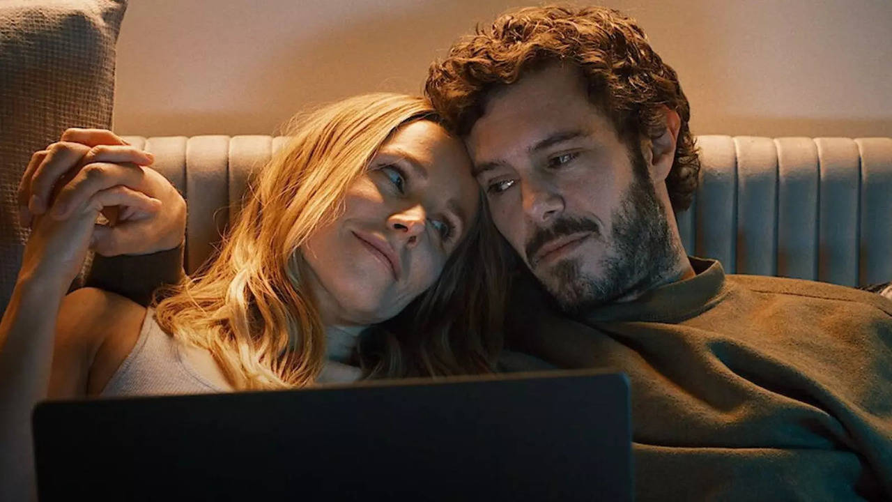 netflix renews kristen bell adam brody starrer nobody wants this for season 2