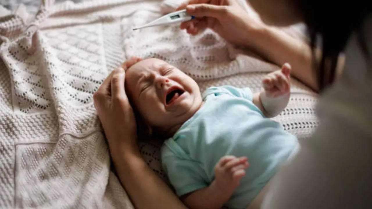 5 Signs Of Meningitis In Infants: Here's When To Seek Help