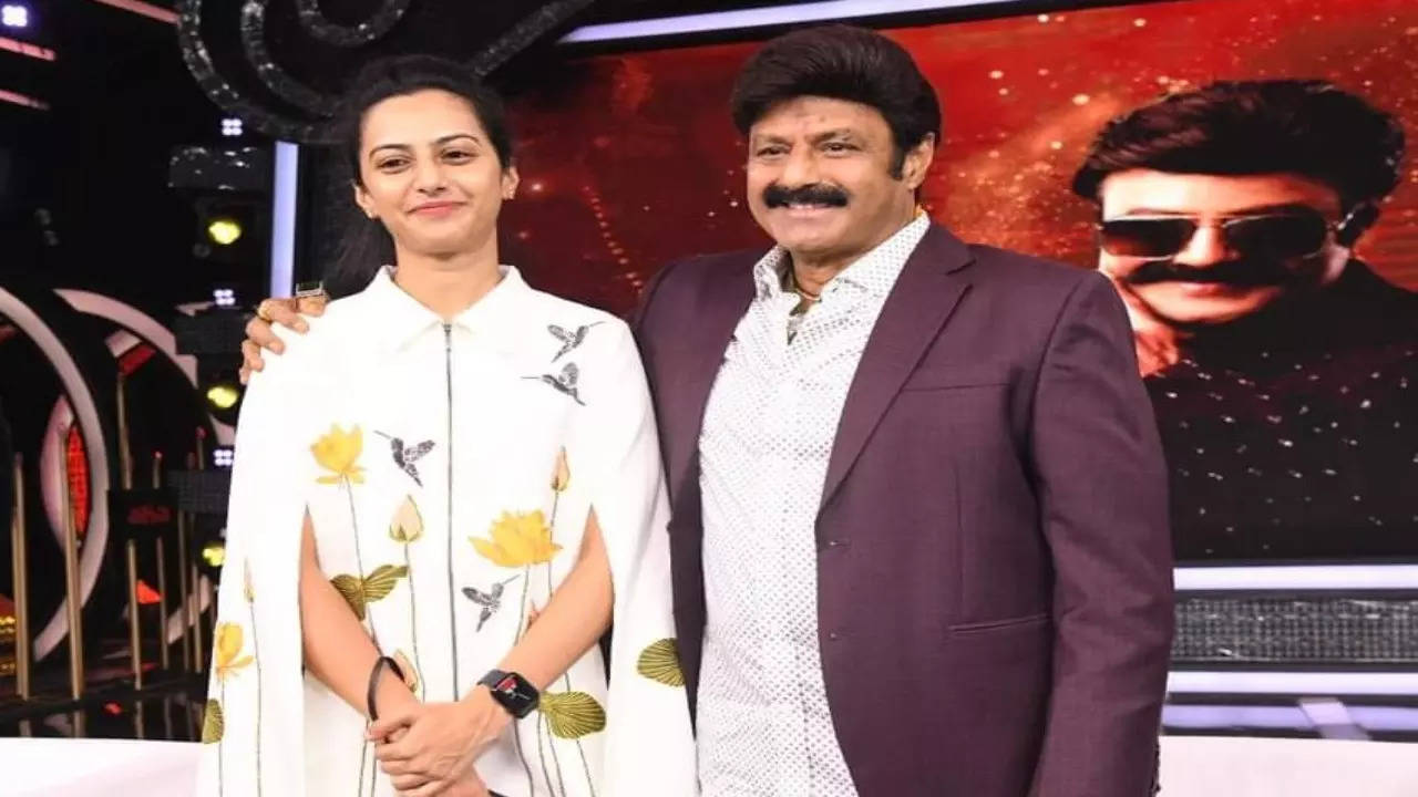 nandamuri balakrishna with his daughter tejaswini