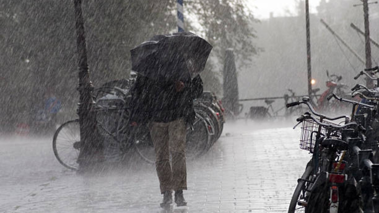 Heavy Rain in andhra Pradesh