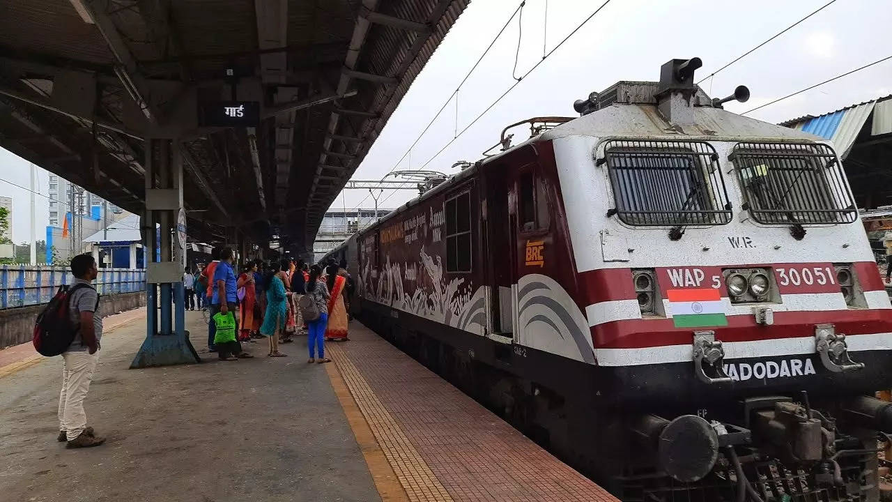 festival special train in diwali and chatpooja panvel to nanded