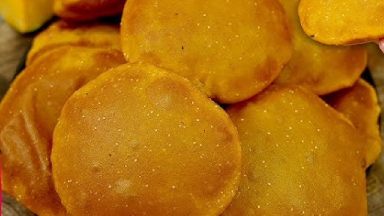 Maharashtrian Bhoplyache Gharge- The Sweet Pumpkin Poori Made With Touch Of Jaggery