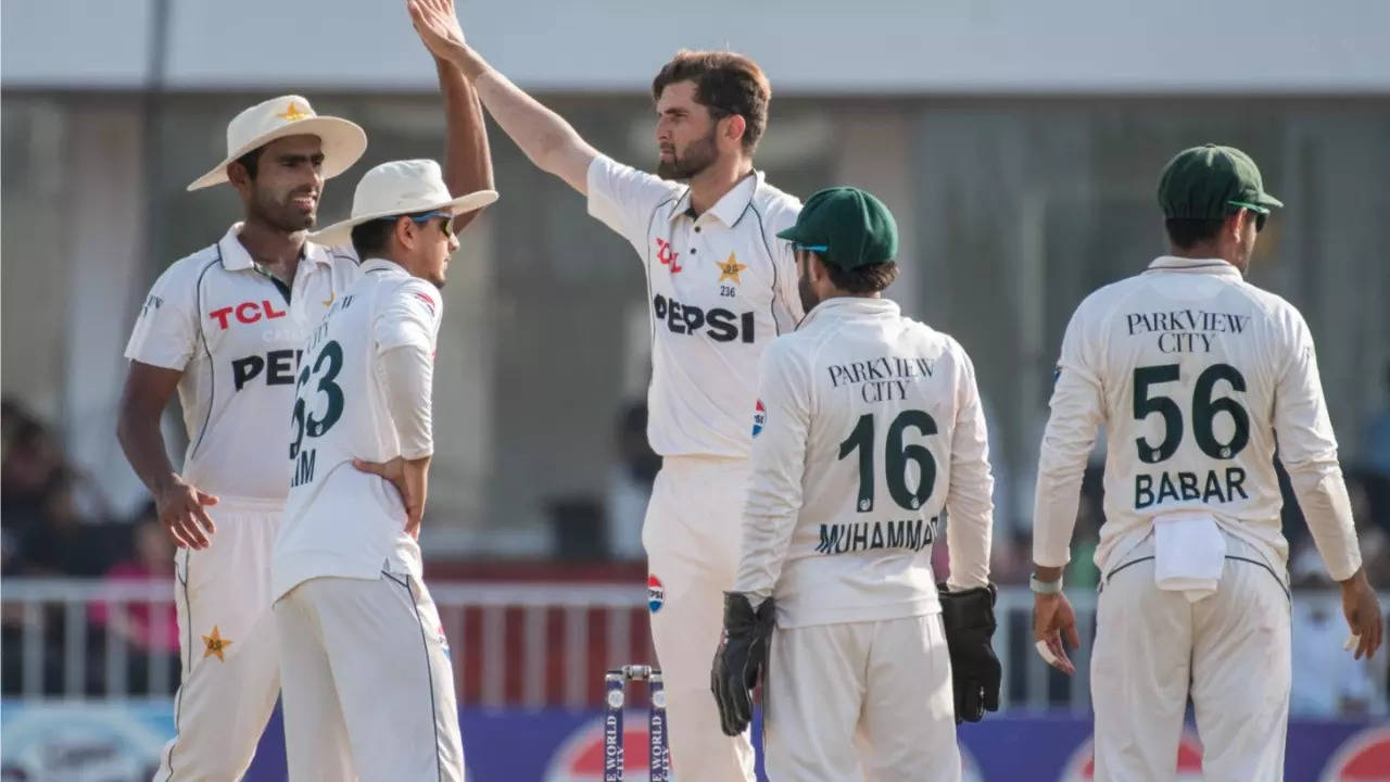 'Feel Like Abusing Them, Spinners Have Died!' : Ex PAK Star Lashes Out At Pakistan After Embarrassing Loss vs England In 1st Test