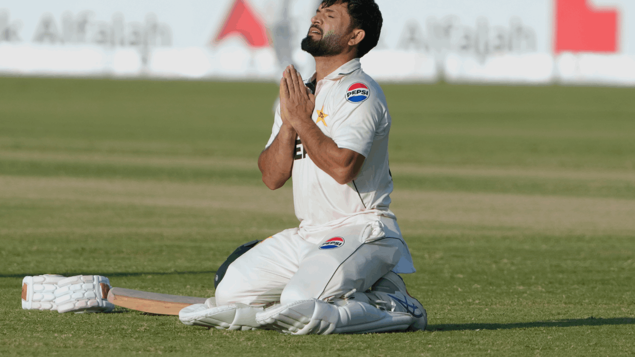 Kamran Ghulam Test Debut AP