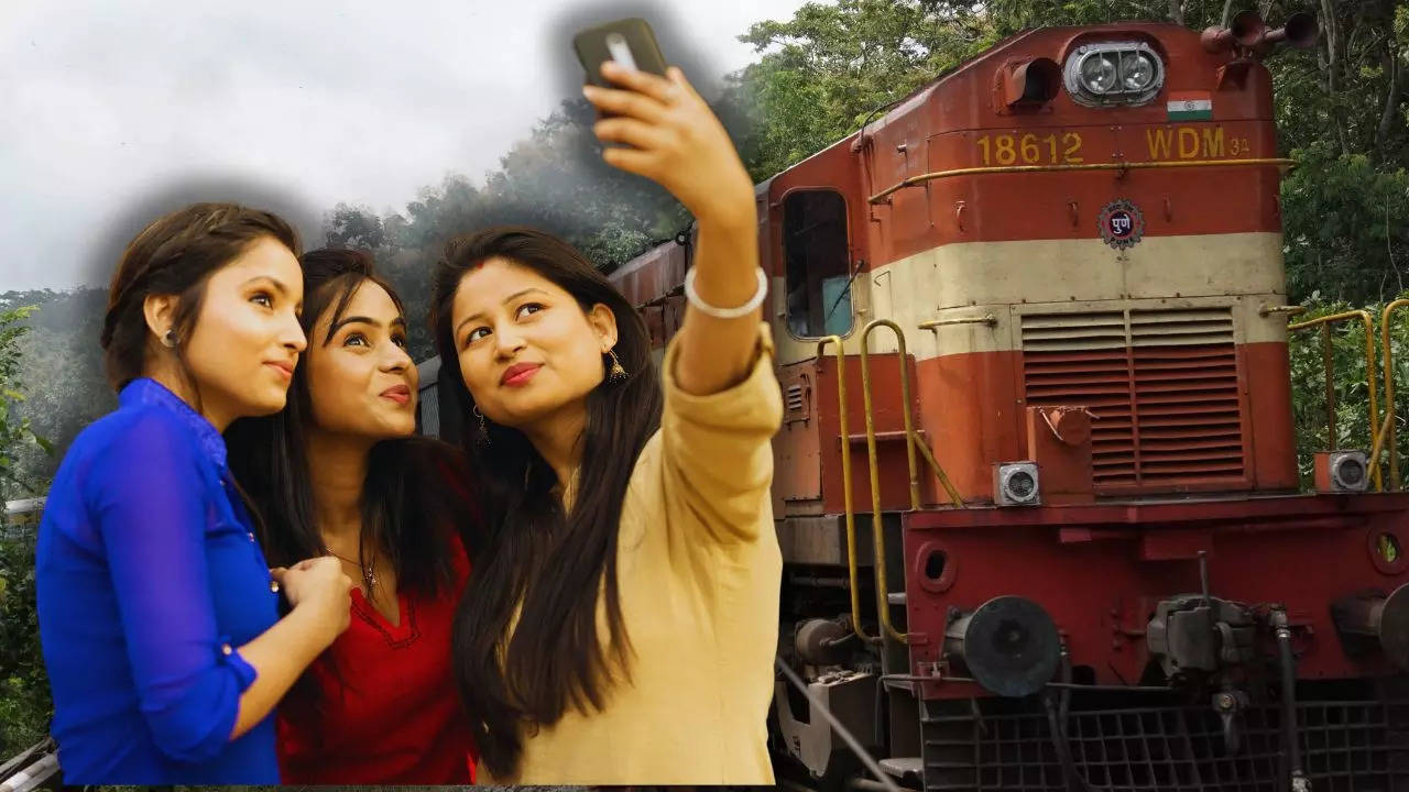 Indian Railways if you take selfie in platform or rail line then You may have to pay penalty