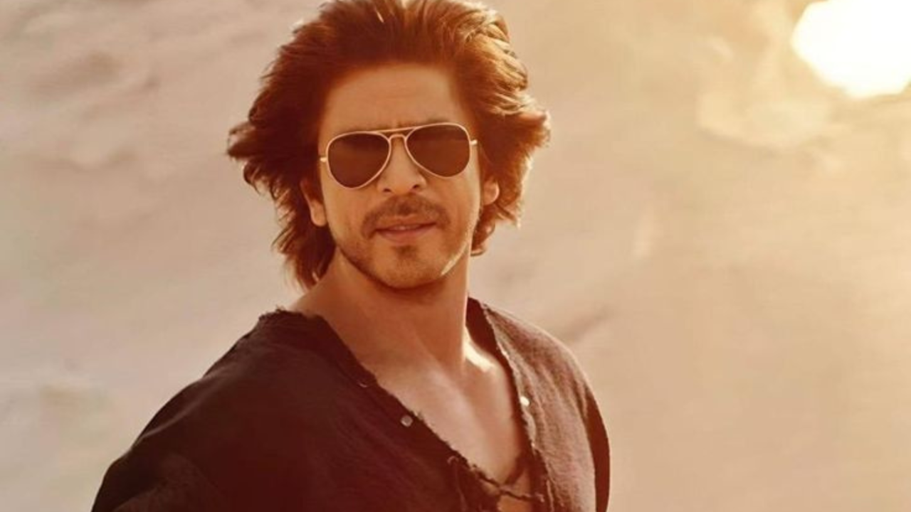 shah rukh khan named 10th most handsome actor in the world according to latest scientific study. see full list