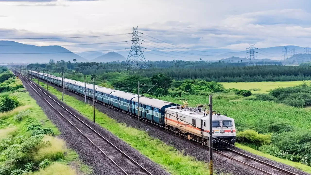 advance train reservation indian railways has reduced from 1st november