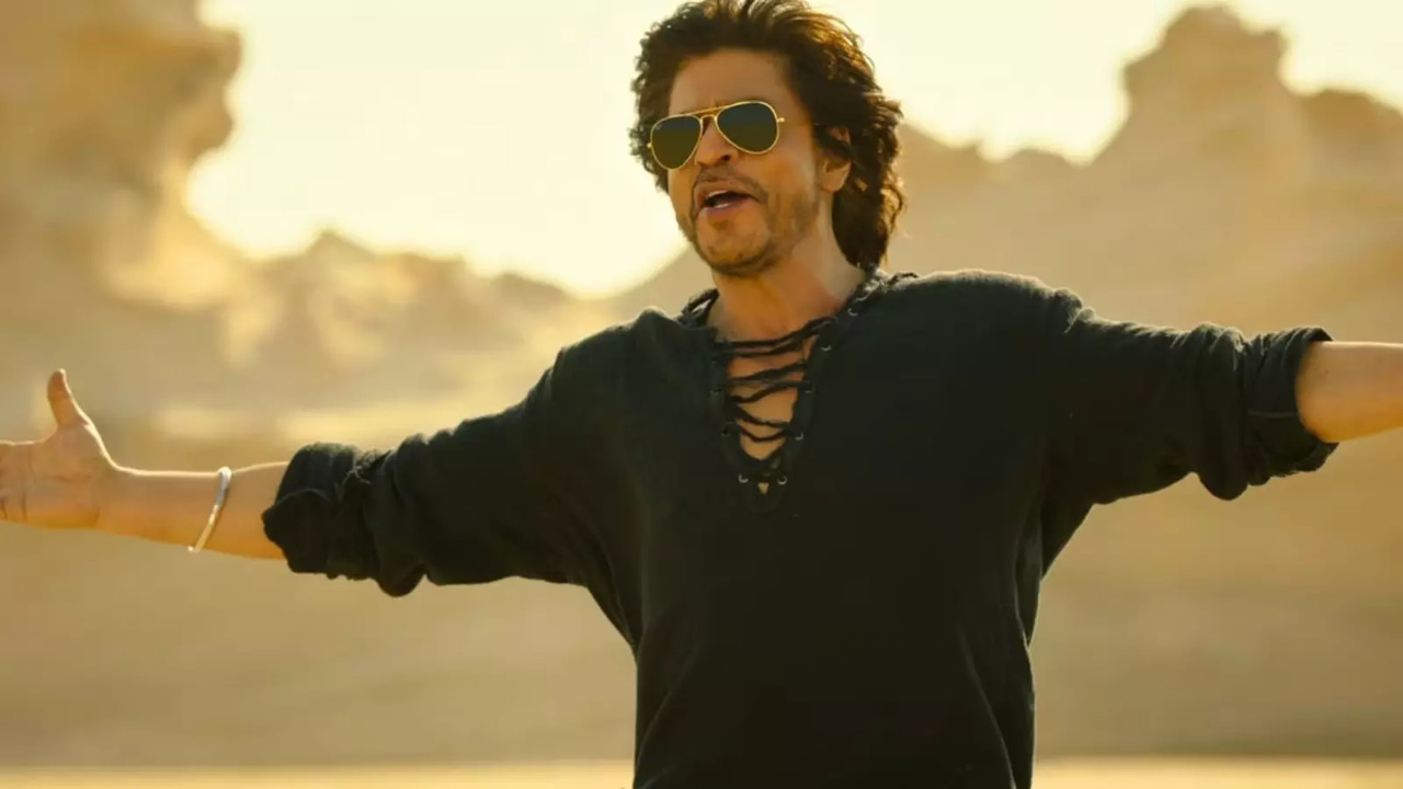 Shah Rukh Khan Reveals Why He Makes 'Very Big' Films: So My Mom And Dad Can See Them From Heaven