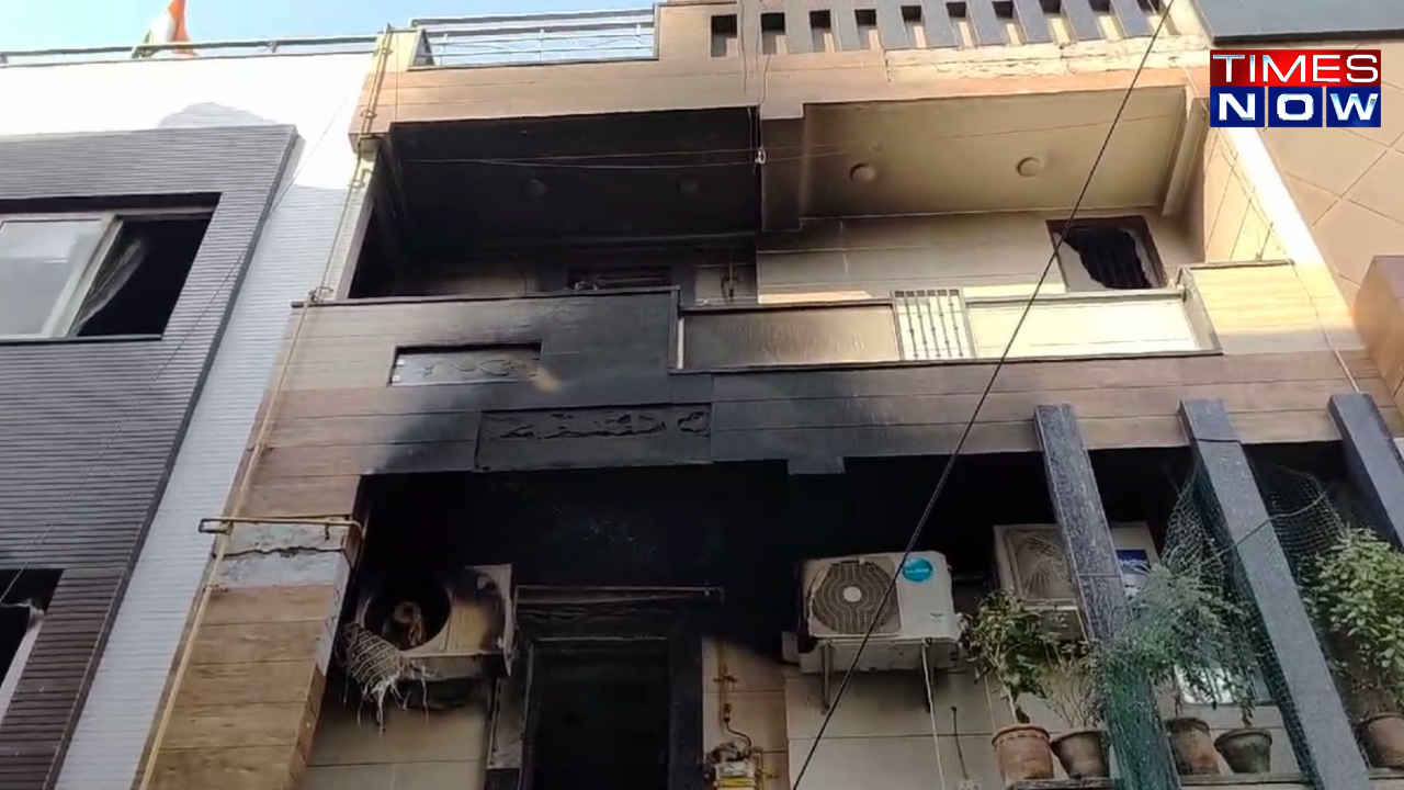 Tragic House Fire in Shahdara Claims Two Lives, Two Children Rescued