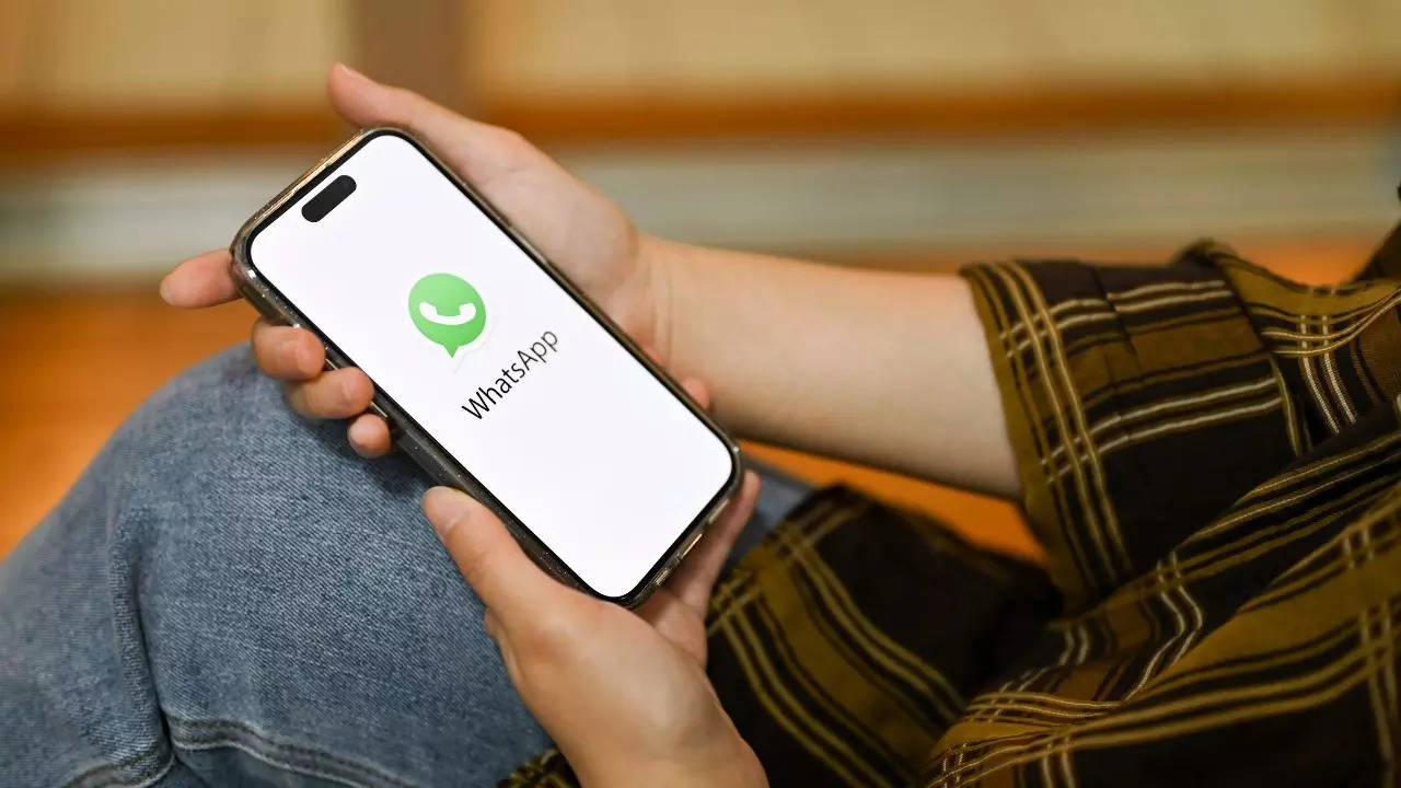 Are ‘Locked WhatsApp Chats’ In Your Partner’s Phone A Cause Of Concern?