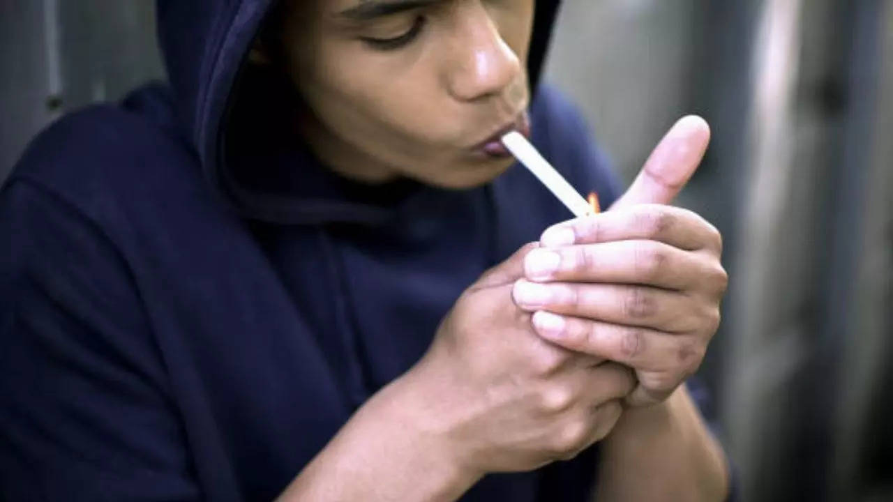 US Teen Smoking Hits All Time Low, 20 Percent Drop In Tobacco Use: CDC Reports