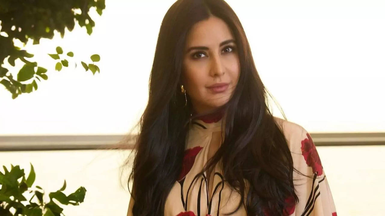 Katrina Kaif's 'Dil Gulaabi' Mode On! Actress Is Literal English Rose In Floral Dress. See PICS