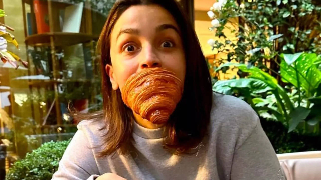 Jigra Diva Alia Bhatt Goes All Goofy As She Gorges On Croissant In Throwback Pic