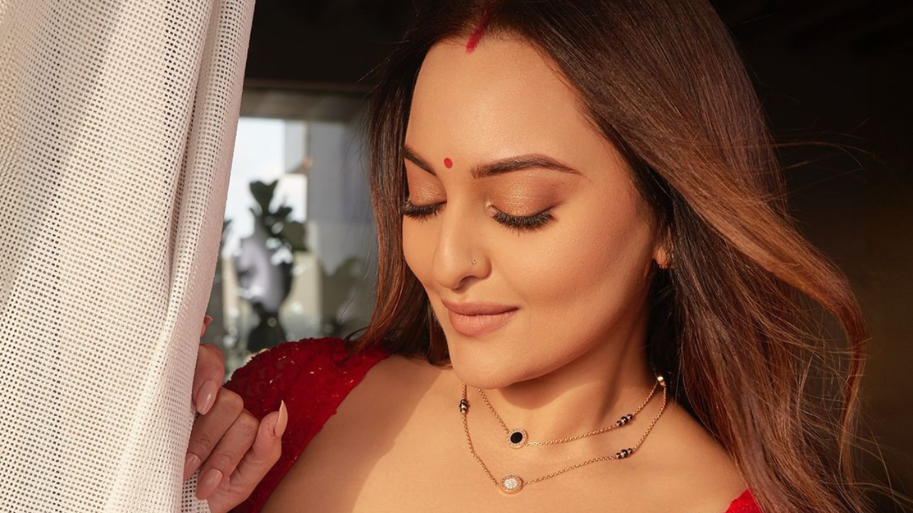 Sonakshi Sinha celebrates first Karwa Chauth