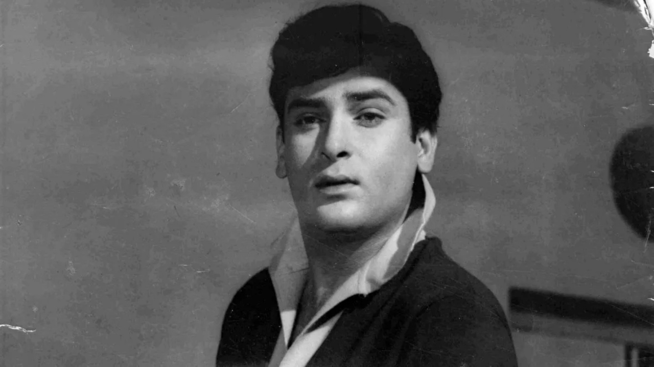 Shammi Kapoor Birth Anniversary: DYK The Actor Started Out As Junior Artist With Salary Of Rs 50?