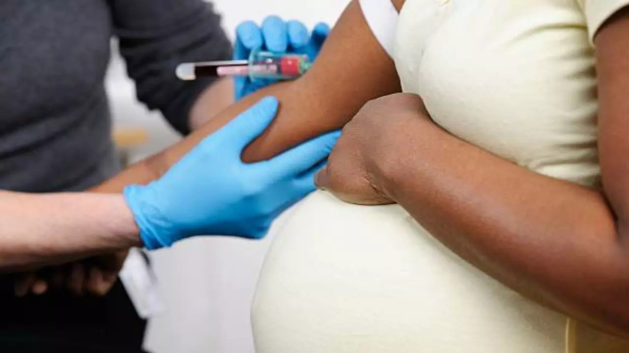 New Blood Test Could Identify Pregnant Women At Risk For Preeclampsia, Reveals Study