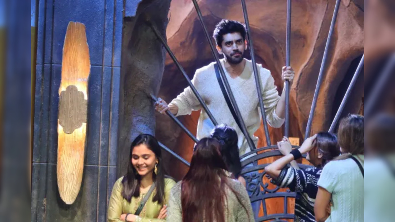 BB 18: Bigg Boss Calls Avinash Mishra 'Imaandar Kaidi' As He Locks Himself Out Of Jail For Task