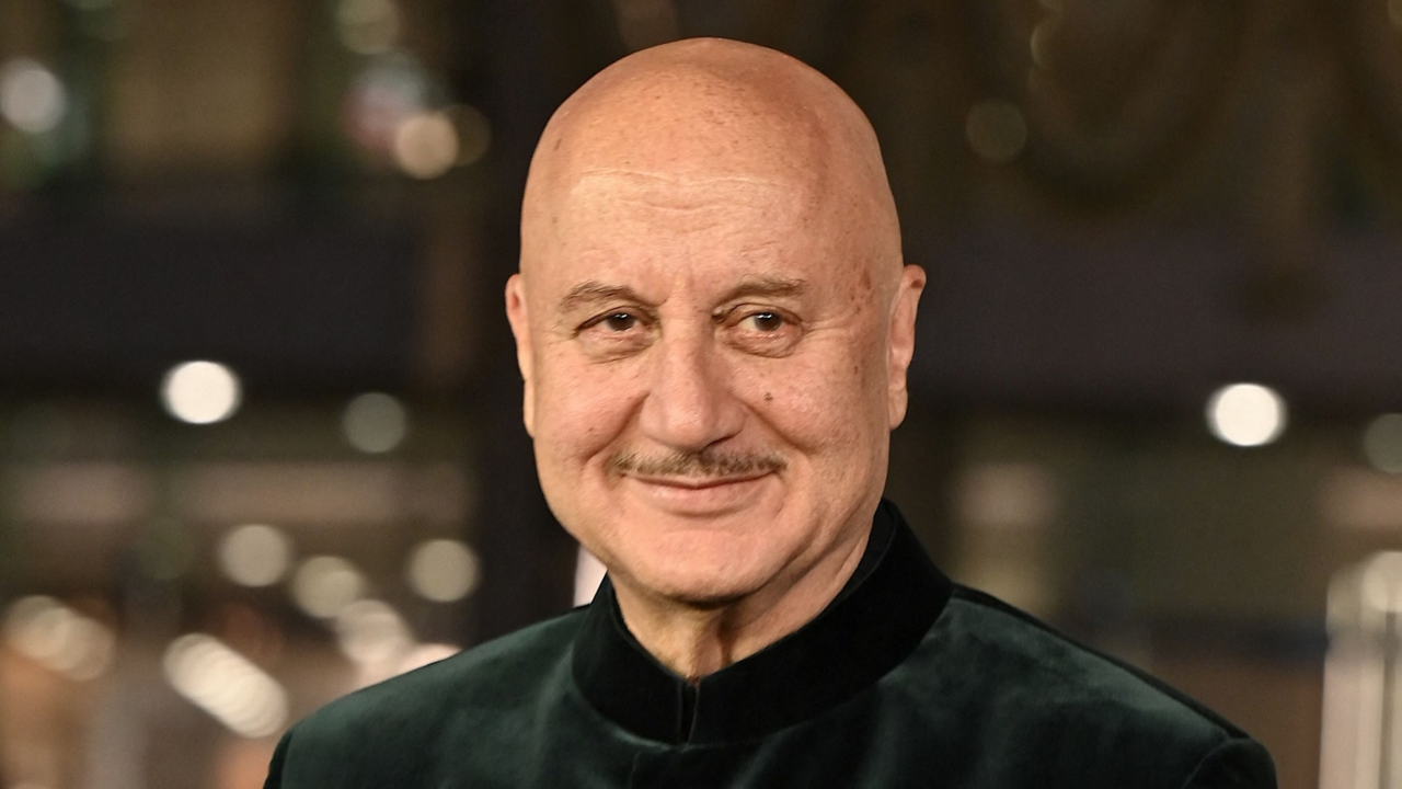 Anupam Kher Recalls His Car Getting Stolen Outside Mahalaxmi Temple, Says 'Police Couldn't Stop Laughing At Me'