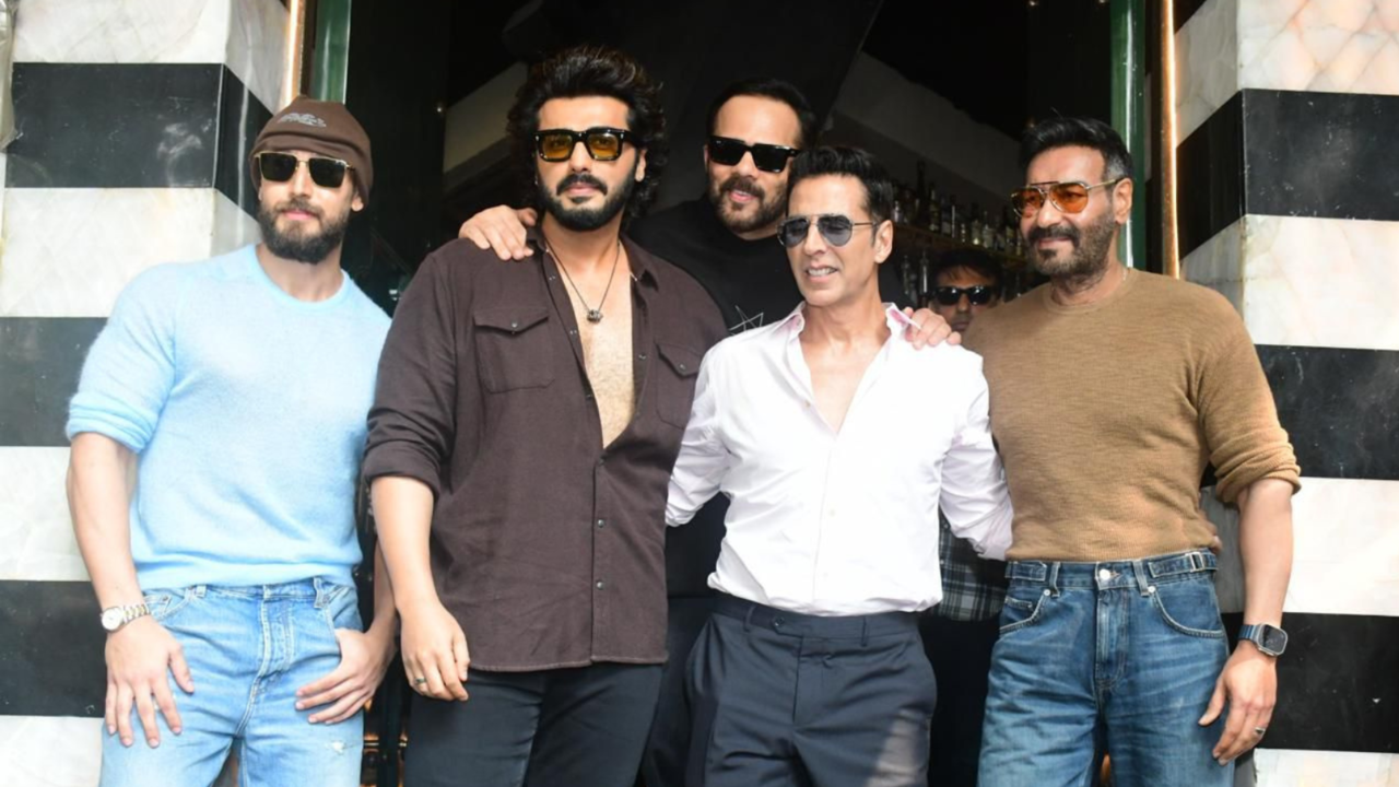 Singham Again Stars Ajay, Akshay, Tiger And Arjun Join Rohit Shetty For Lunch. Fans Says 'Bas Chulbul Pandey Ka Interzar Hai'