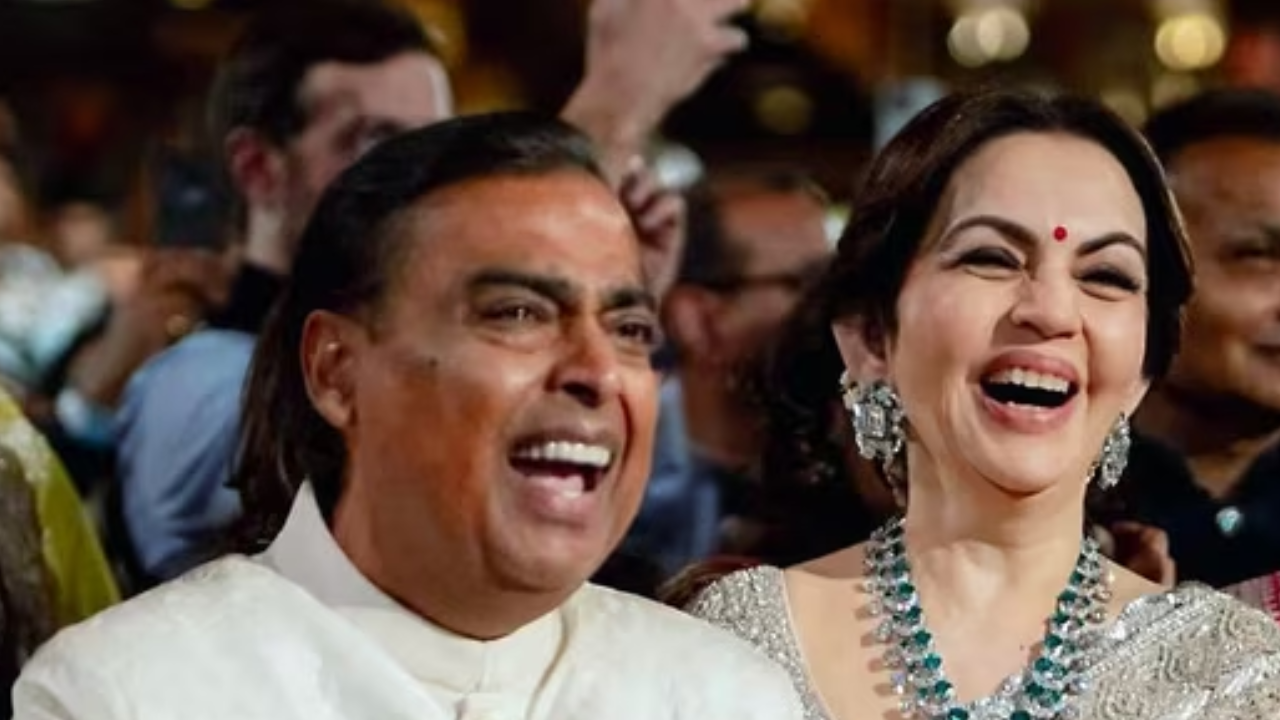 Mukesh Ambani with his wife Nita Ambani (File Photo)