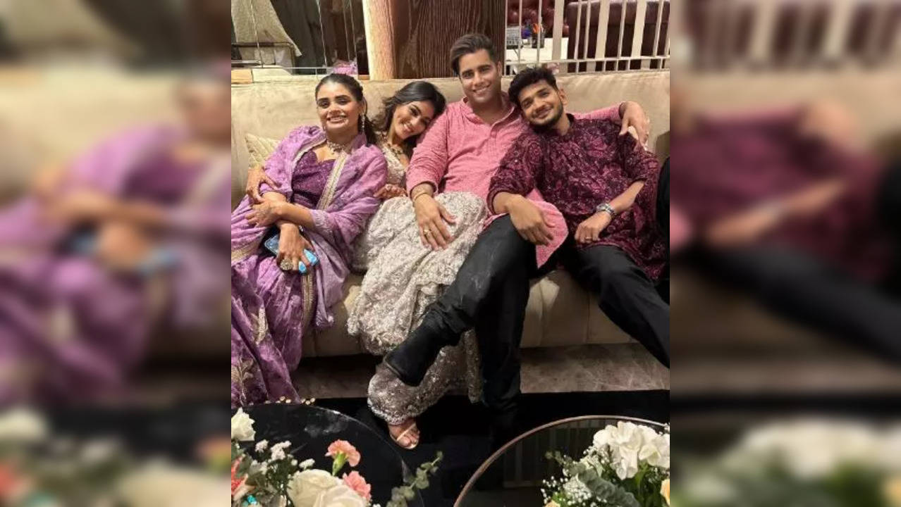 Munawar Faruqui, Sana Makbul, Rajiv Adatia Pose Together At Friend’s Engagement Party - See Pics