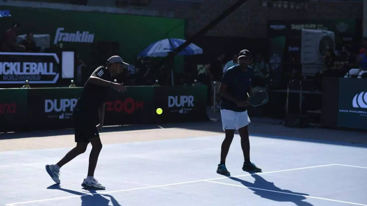 Harsh Mehta ( L) and Armaan Bhatia ( R ) beat Leander Lazaro and Willy Chung in the quarter-final.