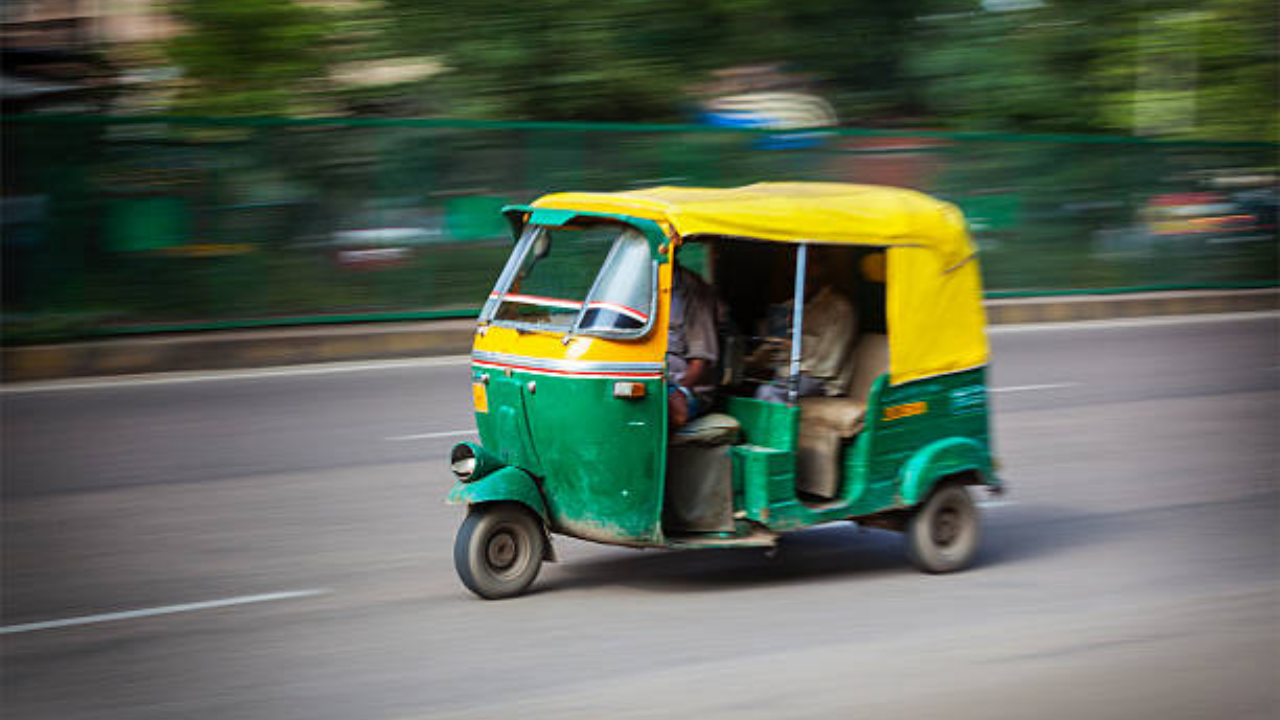 Delhi HC order on auto-rickshaw metres