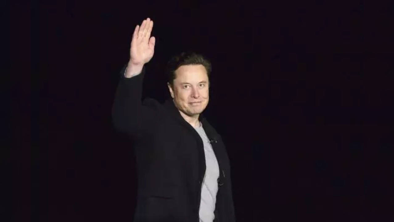 Elon Musk Came To US As An Illegal Migrant