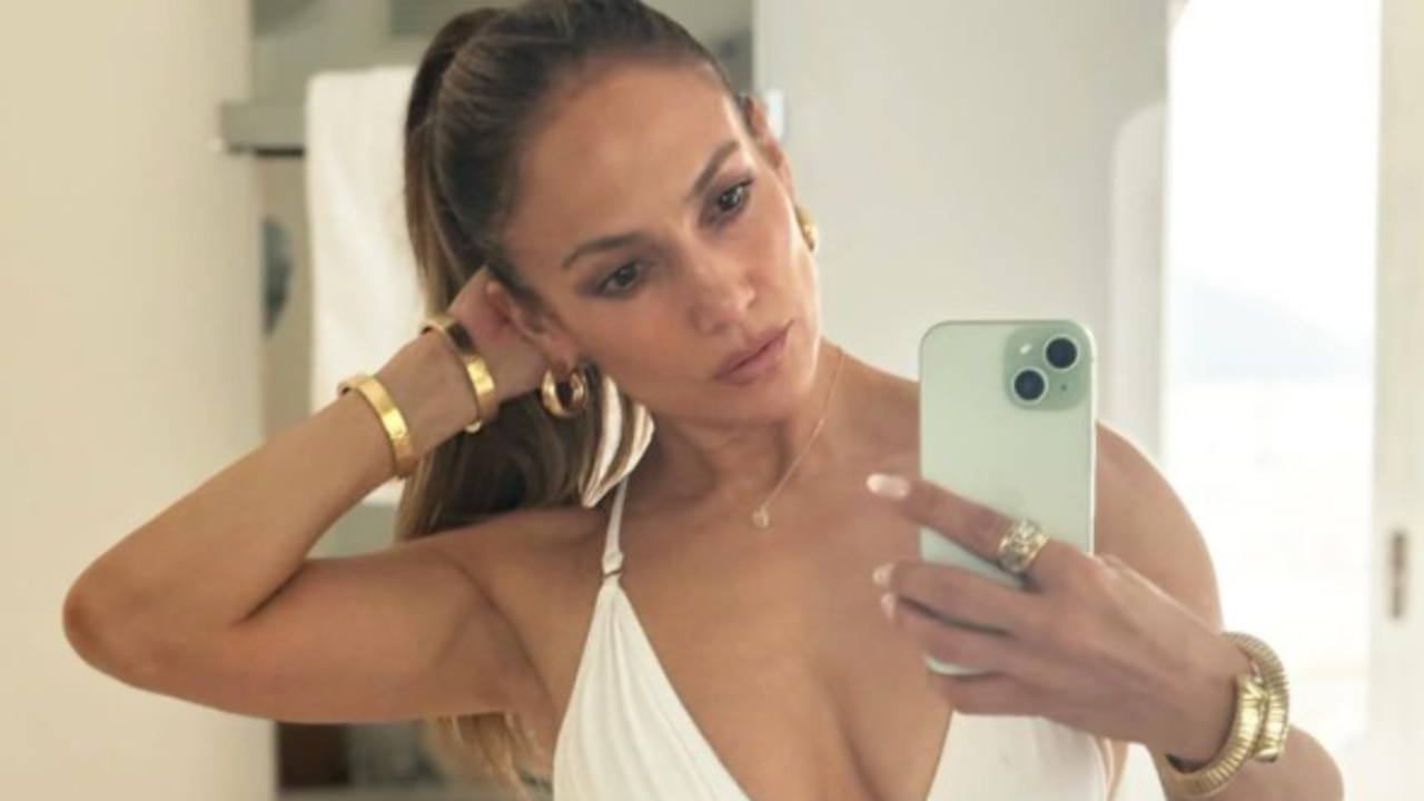 Jennifer Lopez 'Auditioning' Young, Hot Men To Have 'No-Strings Attached Fun' And Forget Ex Ben Affleck Forever - Report