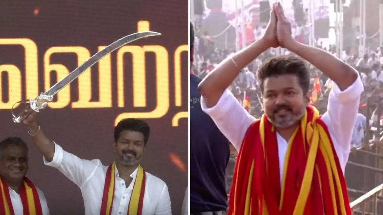 வாள் ஏந்தி நின்ற விஜய்