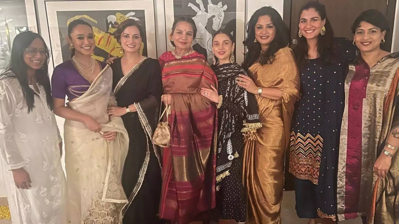 Shabana Azmi Shines In Saree As She Drops Pic From Dia Mirza's Diwali Party Ft Aditi Rao Hydari, Sayani Gupta