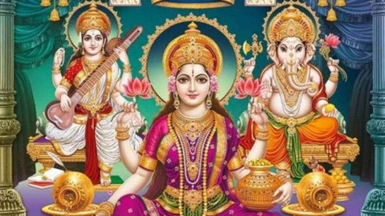 Diwali Puja Shubh Muhurat 2024 Live Maa Laxmi Ji Ki Aarti And Ganesh Ji Ki Aarti Lyrics In English Deepavali Lakshmi Puja Vrat Vidhi Amavasya Tithi Timings City Wise