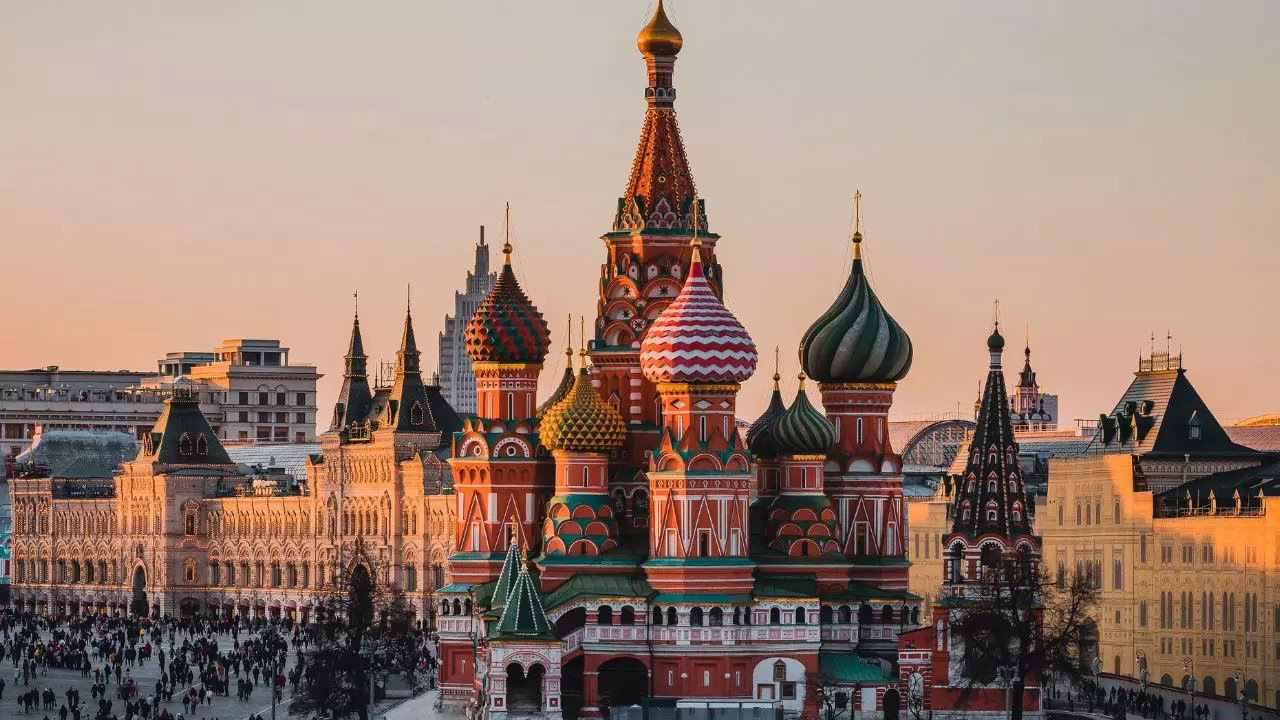 Indians To Enjoy Visa-free Travel To Russia By 2025!