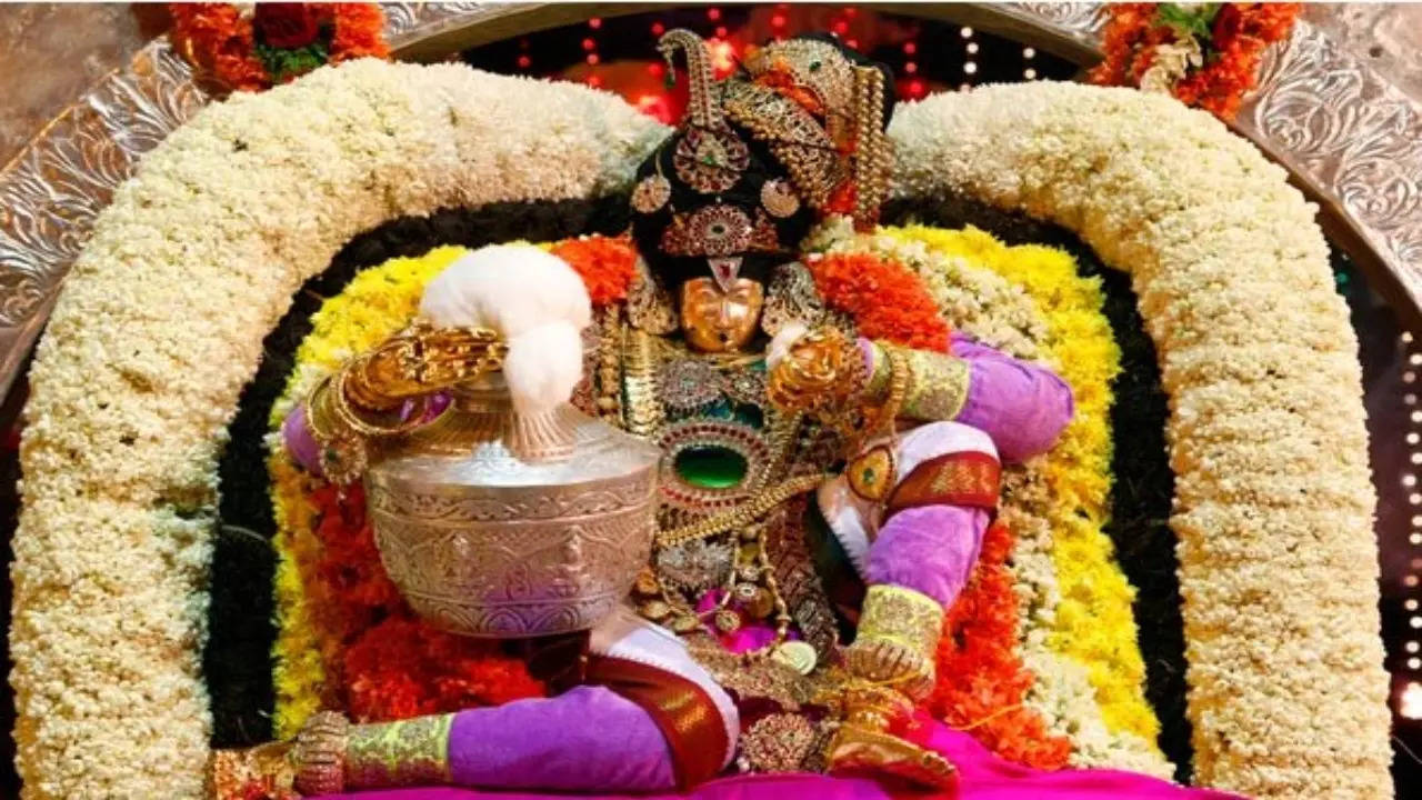 TIRUCHANURU PADMAVATHI AMMAVARU