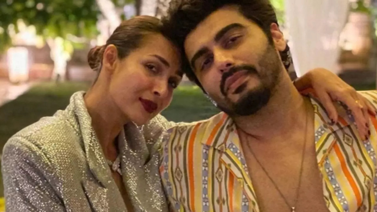 Arjun Kapoor Finally CONFIRMS Break-Up With Malaika Arora: Abhi Single Hoon