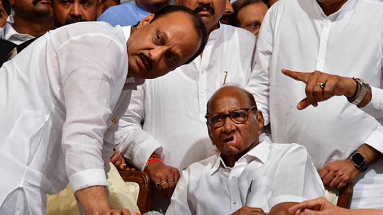 ajit pawar sharad pawar (1)