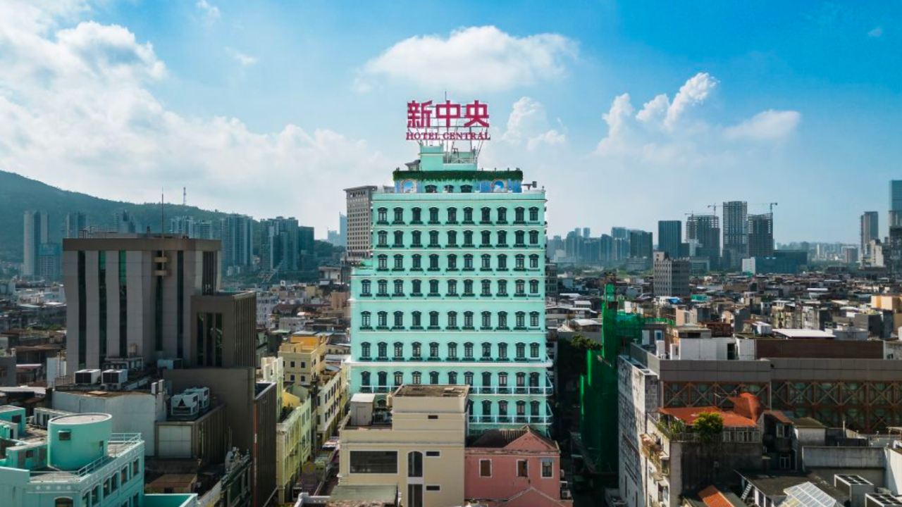 “I Will Own This Building One Day…:” Man Buys The Luxury Hotel That Once Threw Him Out As A Child