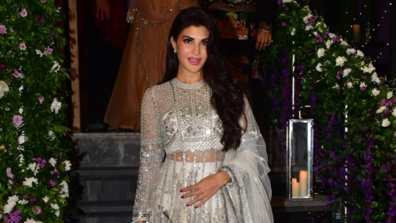 Jacqueline Fernandez In Hussain Rehar’s lehenga