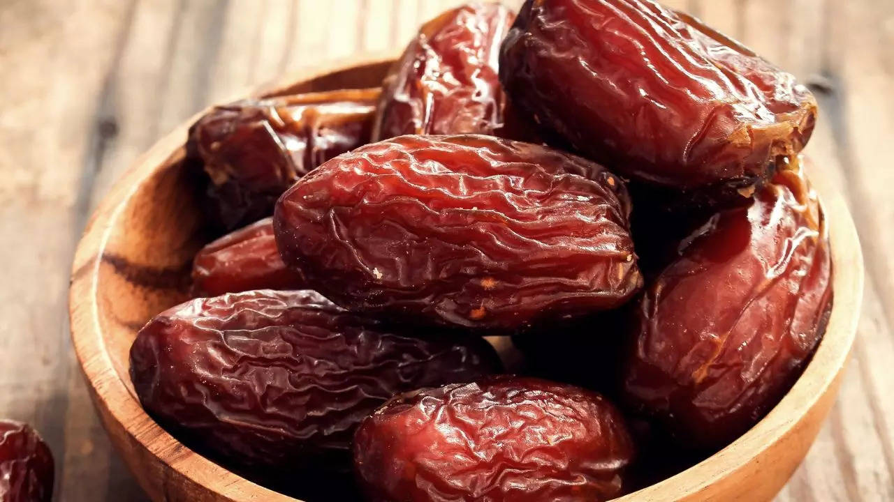 Soaked Dates Benefits for empty stomach increase immunity level