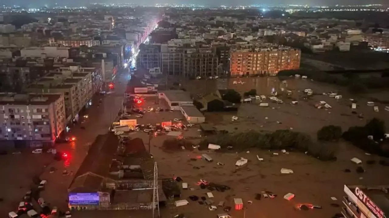 Catastrophic scenes in Valencia after flash floods