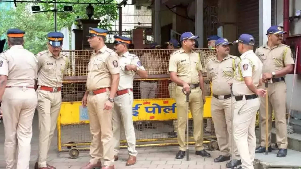 maharashtra police transfers